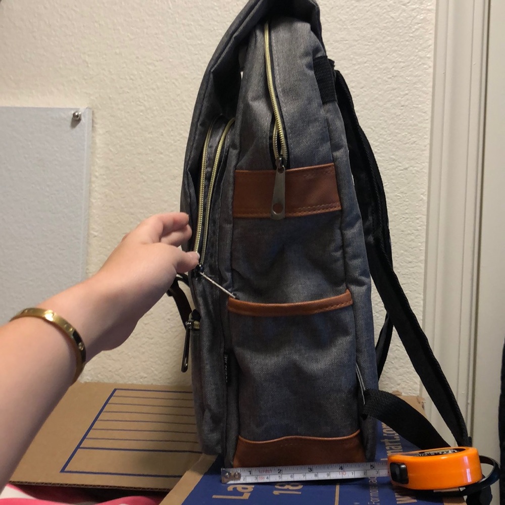 Like New Backpack - image 5
